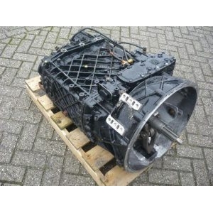 Used-Toyota-Landcruiser-100-